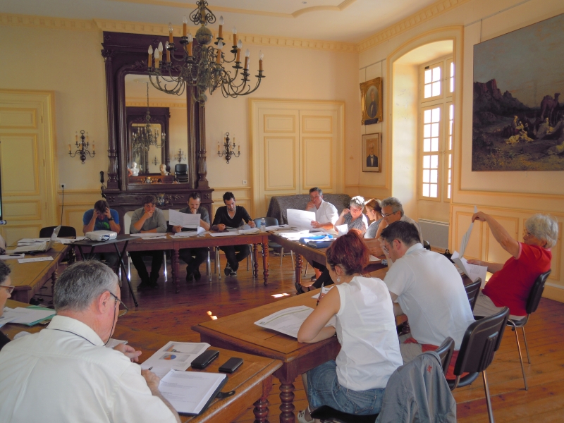Réunion du 2e Comité technique, le 31 juillet 2014, à Brantôme.